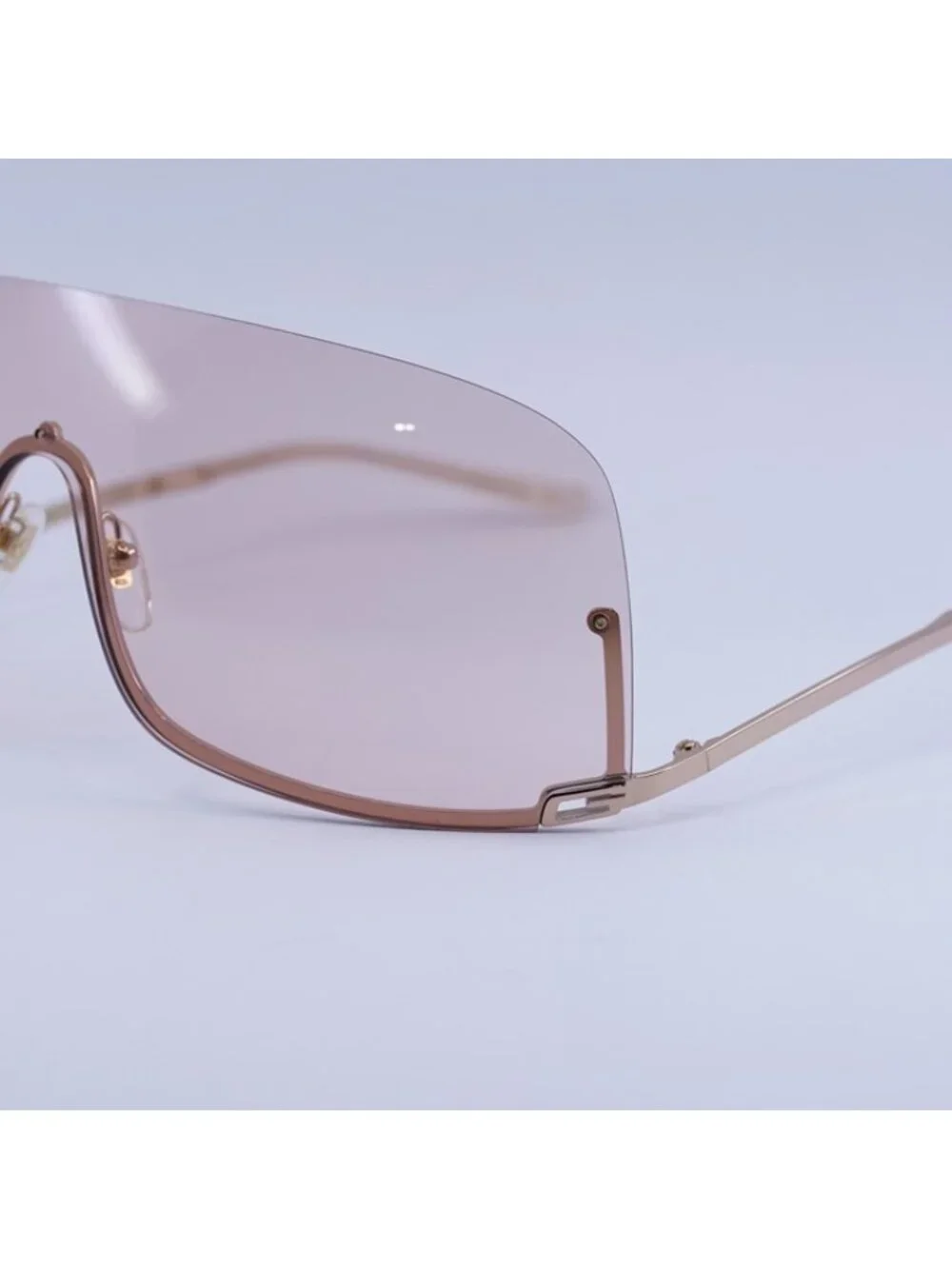 Gucci GG1560S 004 Sunglasses Rose Gold Shield Frame, Pink Lenses